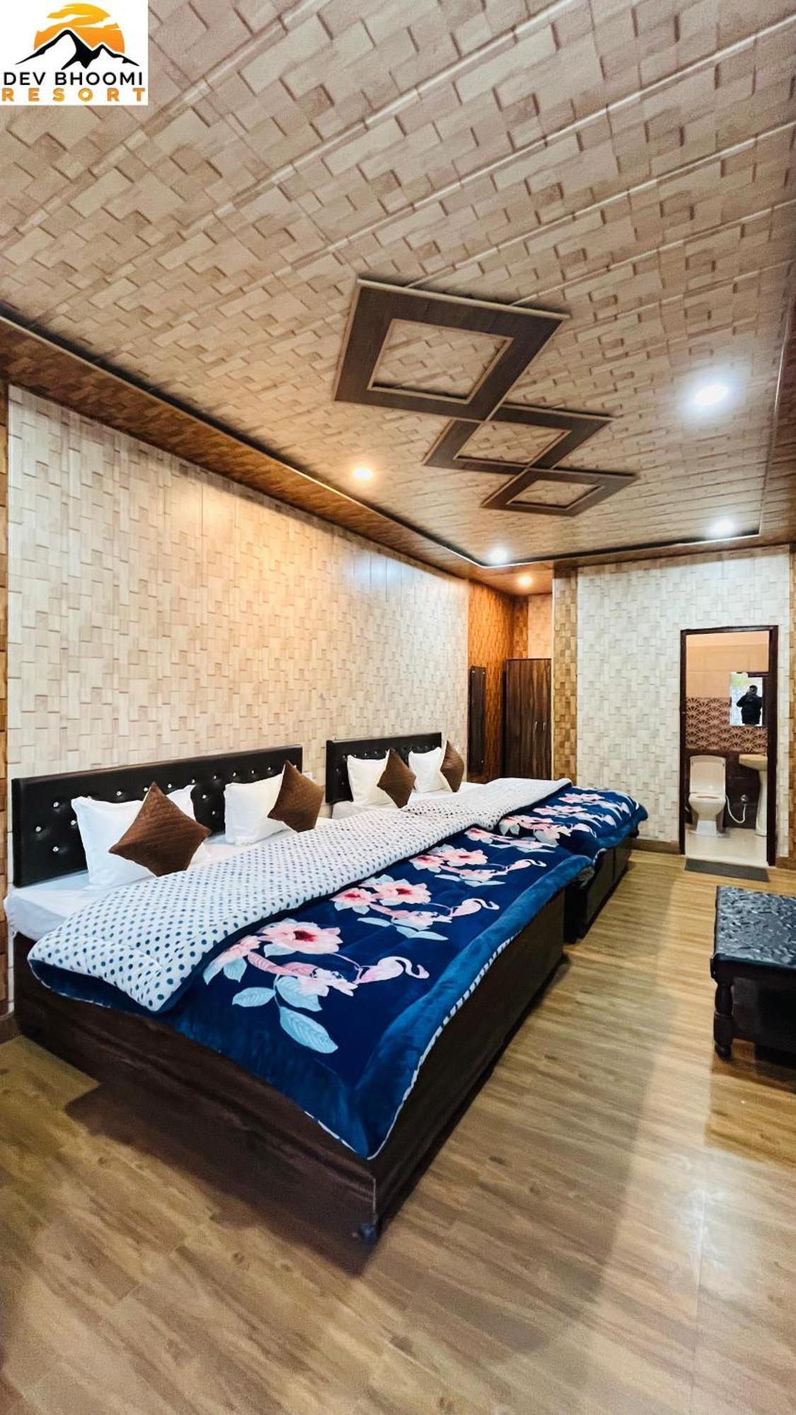 Dev Bhoomi Resort Канатал Екстер'єр фото